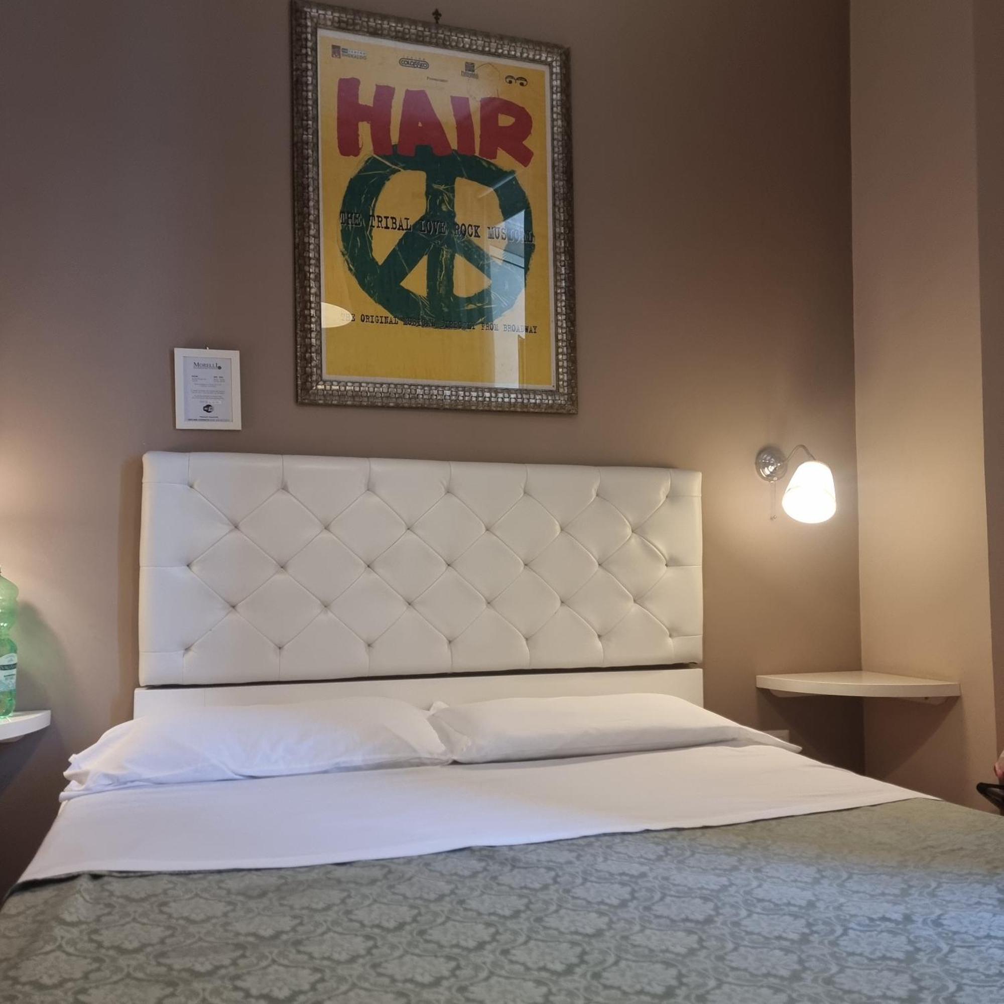 Bed Morelli 49 , Chiaia Naples Luaran gambar